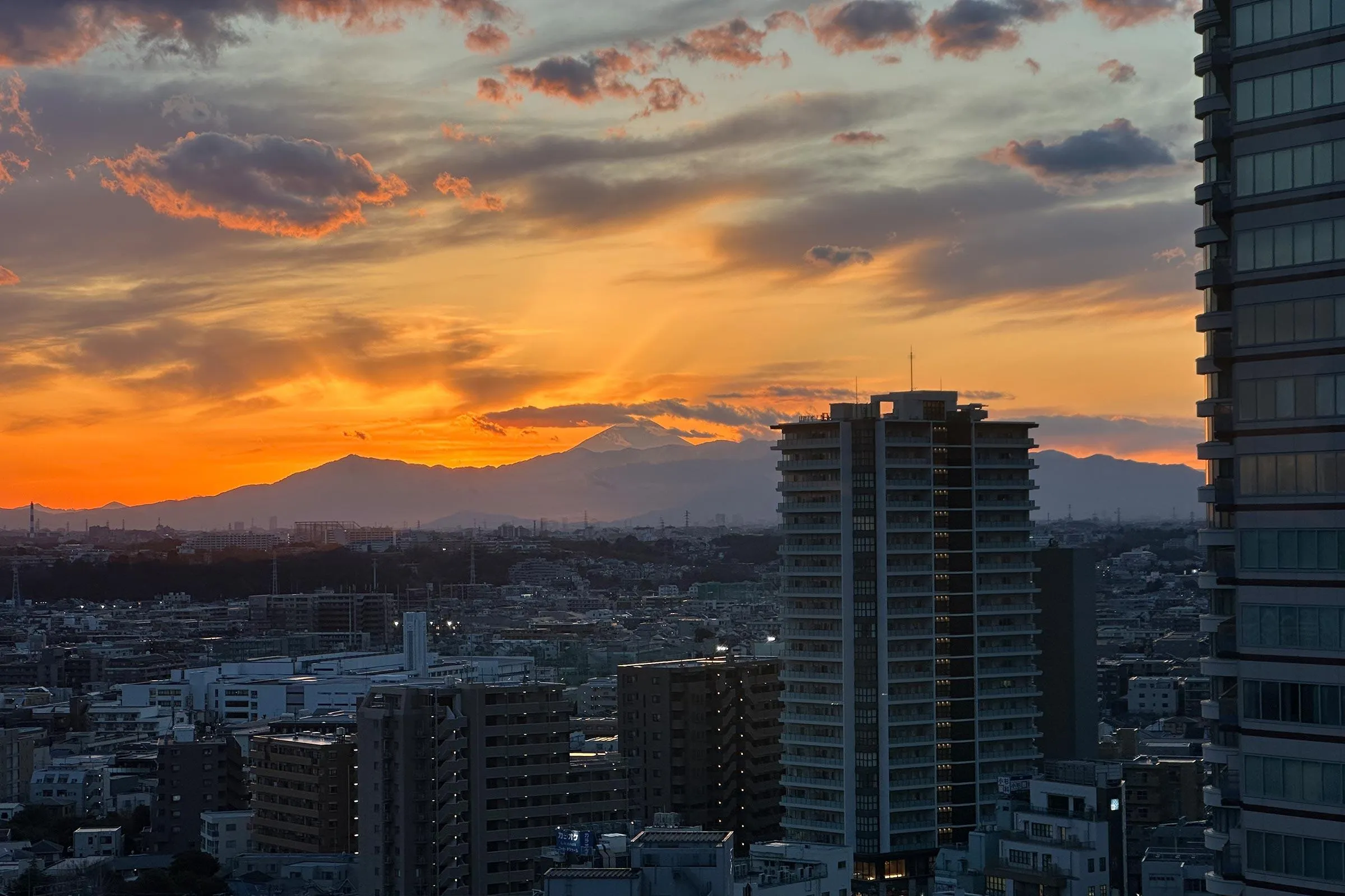 CB Testing 14 | Full Image Background Template